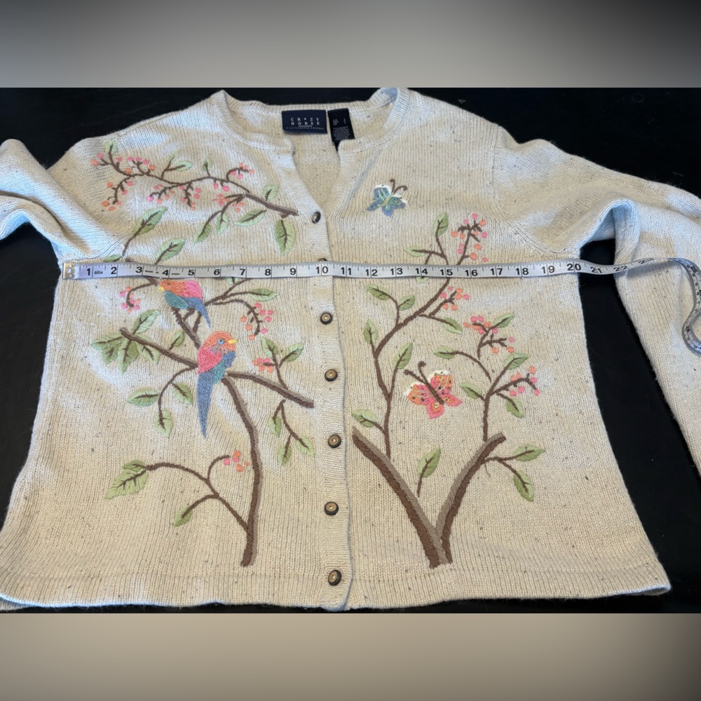 Vintage Silk Blend cream button-up Cardigan w/ Embroidered Birds and Flowers L - Picture 8 of 15